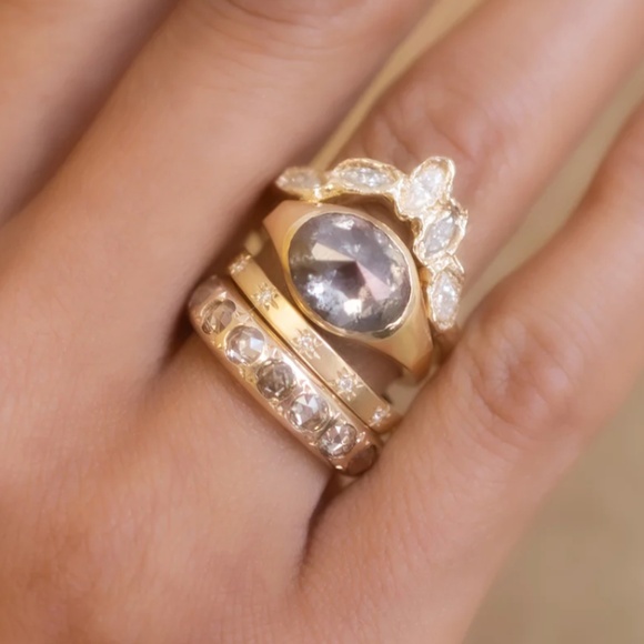 Sarah Swell Starry Sky Diamond Band / white gold - Picture 8 of 8